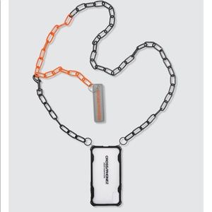 Crossphonez wearable chained iPhone case